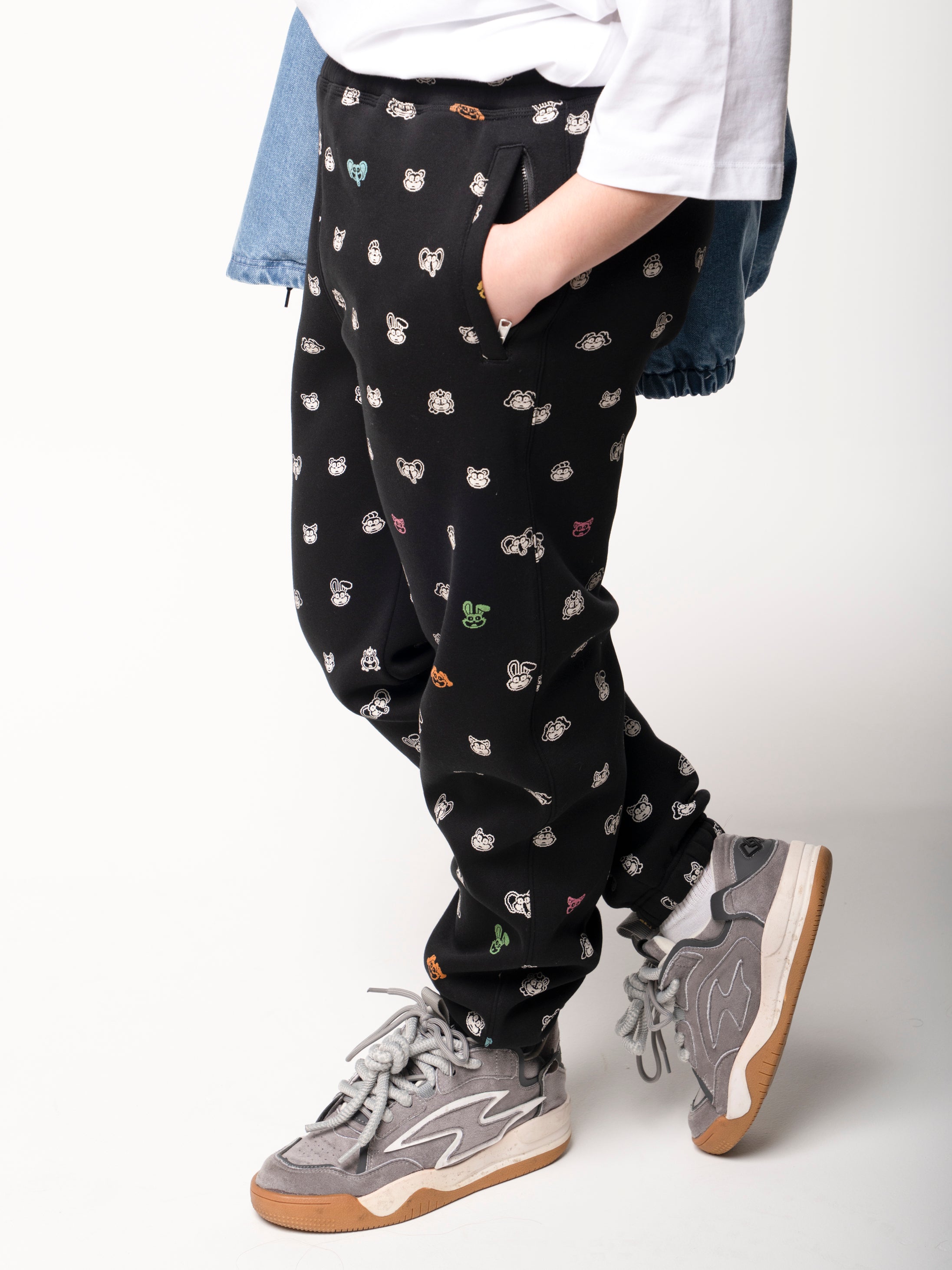 POPPY PLAYTIME™ TV PIXEL CHARM SWEATPANTS – TheoryWear